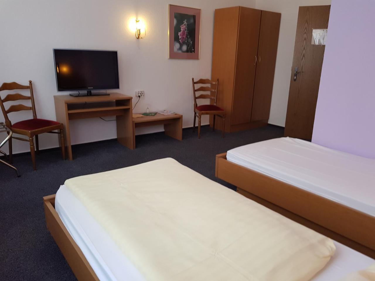 Hotel-Cafe Am Rathaus ガルデレーゲン エクステリア 写真